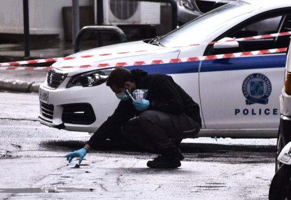 Ισχυρή έκρηξη τα ξημερώματα σε ξυλουργείο στο Ίλιον