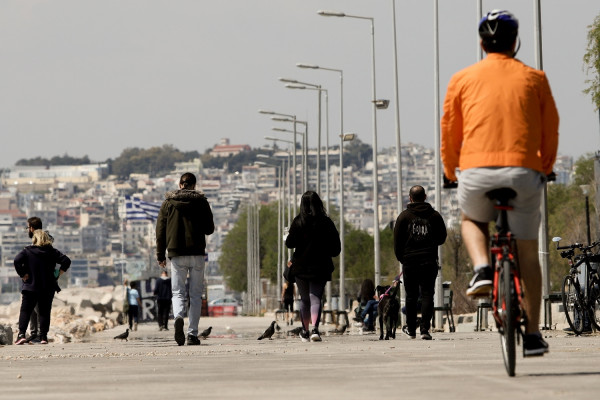 Δημιουργούνται προσωρινοί ποδηλατόδρομοι και πεζόδρομοι