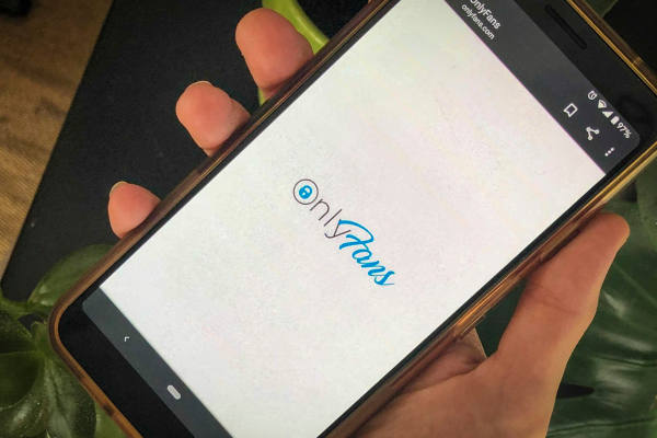Οι εκατομμυριούχοι του OnlyFans: Πάνω από 1 εκατ. έσοδα για 5.076 δημιουργούς περιεχομένου