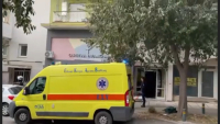 Φονική έκρηξη σε διαμέρισμα στις Σέρρες, νεκρός άνδρας που εκσφενδονίστηκε από τον τρίτο όροφο