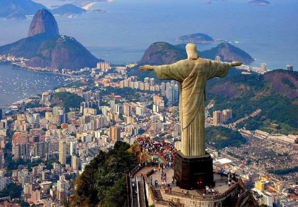 Βραζιλία: «Δεν παραιτούμαι, διώξτε με αν θέλετε», επιμένει ο πρόεδρος Τέμερ