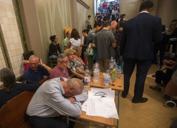 Το καταλανικό κοινοβούλιο θα συγκληθεί κανονικά τη Δευτέρα