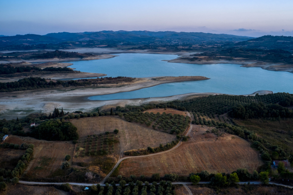 Σε κίτρινο συναγερμό η Αττική για την λειψυδρία: «Το νερό επαρκεί για δύο χρόνια»