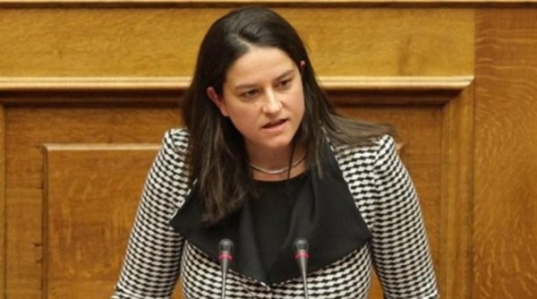 ΝΔ: Ανευθυνότητα της κυβέρνησης στο νομοθέτημα για την επιλογή διευθυντών