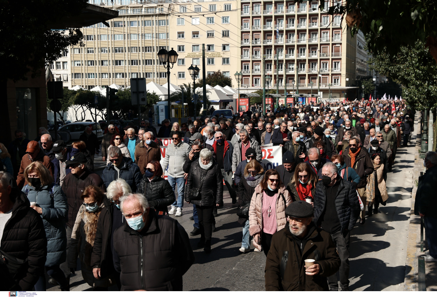 Αυξήσεις στις συντάξεις για όσους συνταξιούχους εργάζονται -Αναλυτικά παραδείγματα με ποσά