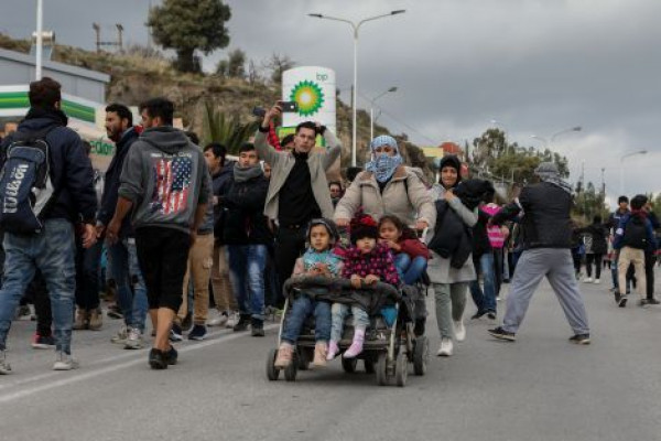 Μόρια: Check point από τους κατοίκους στις εισόδους του χωριού