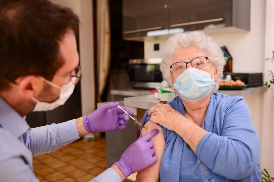 Πρόγραμμα εμβολιασμού κατ&#039; οίκον από τον Δήμο Αθηναίων