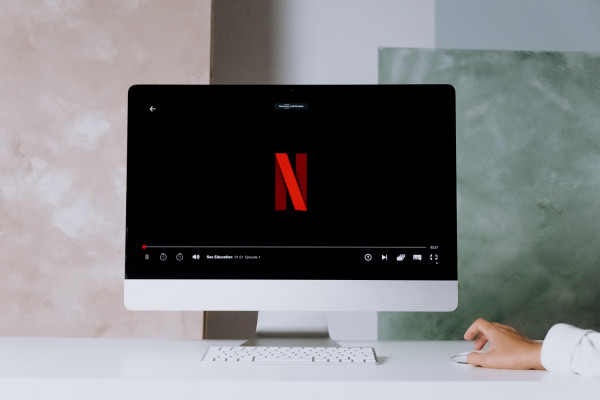 Αυτή η εφαρμογή φέρνει το Netflix στο κινητό σου ακόμη και όταν δεν έχεις Wifi