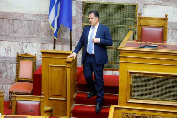 Γεωργιάδης σε αγρότη: Τα έσπειρες με Τσίπρα, να τα πας στην Κουμουνδούρου (vid)