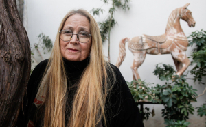 Στο νοσοκομείο η Μαρίζα Κωχ – «Σας γράφω καθηλωμένη σε κρεβάτι»