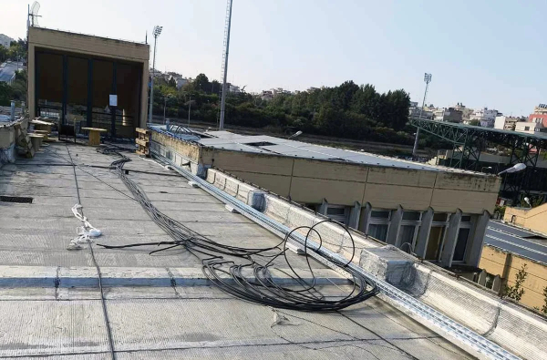 Θεσσαλονίκη: Εισέβαλαν σε σχολεία στη Νεάπολη – Κατέστρεψαν και έκλεψαν καλώδια φωτοβολταϊκών