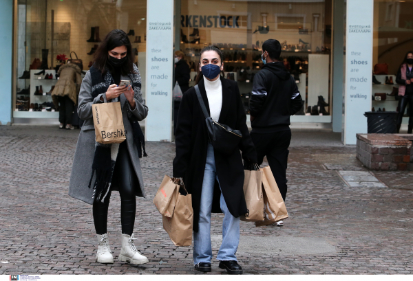 Πότε κλειδώνει η κατάργηση του πιστοποιητικού εμβολιασμού, χωρίς rapid test οι ανεμβολίαστοι στην εστίαση