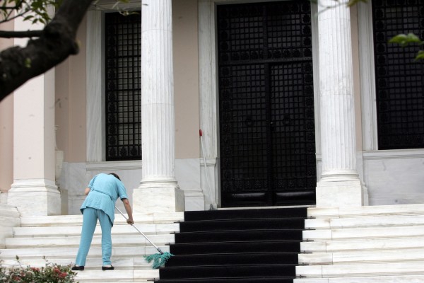 Μαξίμου: Αντιλαμβανόμαστε την άβολη θέση της ΝΔ μετά το χθεσινό Βατερλό