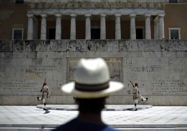 «Πρασινίζει» η Βουλή