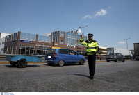 Κίνηση στους δρόμους: Ενισχύεται η Τροχαία Αττικής με πάνω από 100 αστυνομικούς (βίντεο)