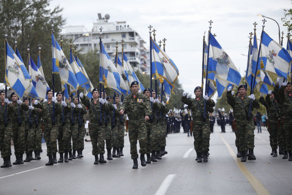 Θεσσαλονίκη: Στις 11 το πρωί αρχίζει η μεγάλη στρατιωτική παρέλαση