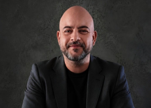 «Τί νέο φέρνει ο Μητσοτάκης; Πόσο άλλαξε;»