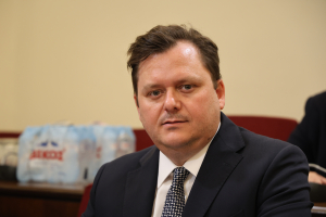 Ο CEO των σιδηροδρόμων παραδέχεται ότι δεν λειτουργεί το ETCS τρία χρόνια μετά τα Τέμπη