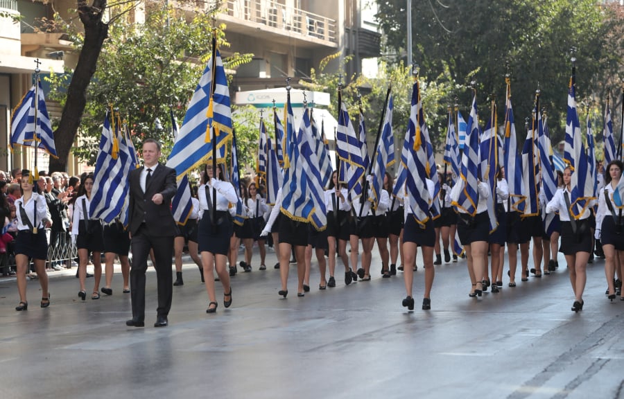 28η Οκτωβρίου: Εικόνες από τη μαθητική παρέλαση στη Θεσσαλονίκη