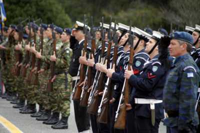 Με τη μισθοδοσία του Δεκεμβρίου τα αναδρομικά των ενστόλων