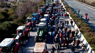 Δήμος Πατρέων: Στα μπλόκα των αγροτών αντιπροσωπεία του Δημοτικού Συμβουλίου