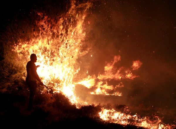 Υπό πλήρη έλεγχο τα μεγάλα πύρινα μέτωπα στα Κύθηρα