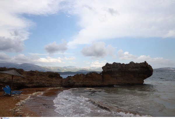 Νεκρός ανασύρθηκε λουόμενος στην Κορινθία