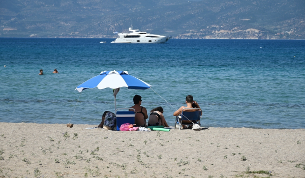 Καιρός: Έρχεται... διάλειμμα ωρών από τον καύσωνα και μετά ξεκινά νέος γύρος ζέστης - Πόσο θα κρατήσει η «ανάσα» δροσιάς