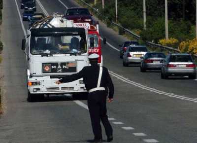 Αυξημένα μέτρα της Τροχαίας ενόψει Καθαράς Δευτέρας