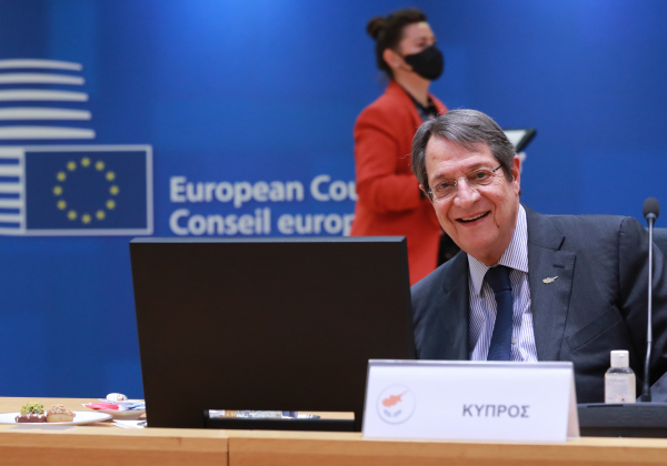 Κύπρος: Τα βρήκαν Αναστασιάδης-Τατάρ για εισαγωγή δικτύου 5G σε όλο το νησί