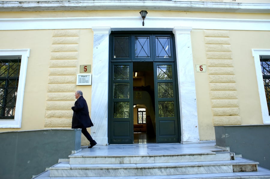 Περιστέρι: Προθεσμία για να απολογηθεί την Παρασκευή πήρε ο 35χρονος πατροκτόνος