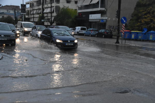 «Προειδοποίηση» Καλλιάνου για παγωνιά το Σάββατο και χιόνια στα ορεινά