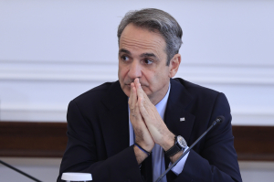 Κ. Μητσοτάκης για τη Γιορτή της Μητέρας: Σύμβολο ανιδιοτελούς αγάπης - Η αναφορά του στη Μαρίκα