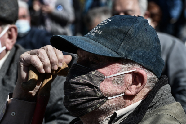 Έκτακτο δώρο Πάσχα: Πότε «κληρώνει» για τους συνταξιούχους