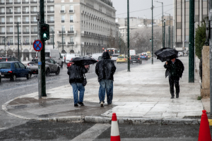 «Κλείδωσε» ο καιρός της Πρωτομαγιάς, πότε επιστρέφει το καλοκαίρι μετά την αστάθεια - Η πρόγνωση Μαρουσάκη