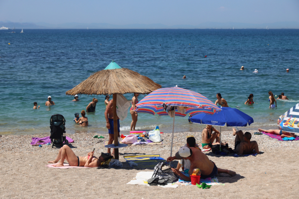 Καύσωνας: Στο Ακρωτήρι Χανίων 41,9 °C αλλά στη Βωβούσα Ιωαννίνων 8,4 °C