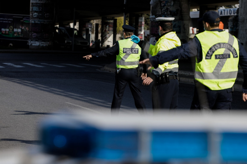 Σε βαθύ κόκκινο η Αρκαδία - Κλείνουν σχολεία και καταστήματα