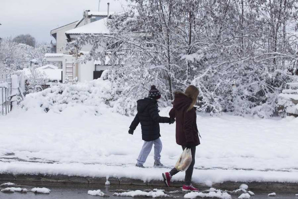 Καιρός: Ψυχρή εισβολή τα Χριστούγεννα - Πού θα «χτυπήσει» ο χιονιάς - Θα χιονίσει και στην Αττική