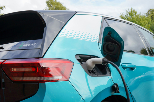 Αύξηση προϋπολογισμού και παράταση στο «Κινούμαι Ηλεκτρικά»