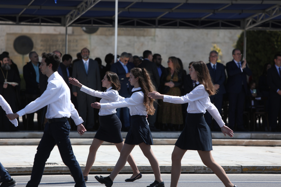 Ο καιρός την 28η Οκτωβρίου: Παρελάσεις με βροχές σε συγκεκριμένες περιοχές