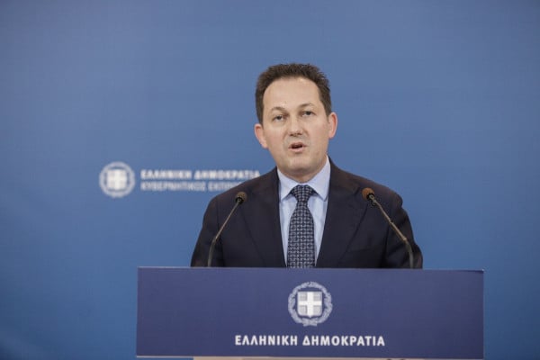 Πέτσας: Σήμερα θα ανακοινωθεί η ύλη των πανελληνίων