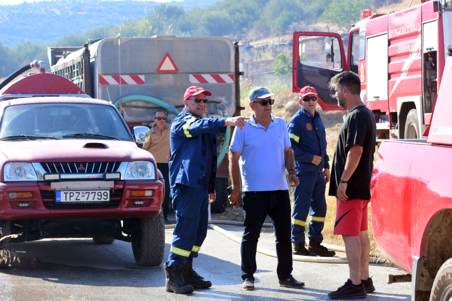 Νέο 112 στην Αργολίδα - Απομάκρυνση κατοίκων από τη Δάρδιζα Ερμιόνης