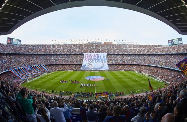 Η Barcelona έρχεται στην Μυτιλήνη για φιλικό υπέρ των προσφύγων