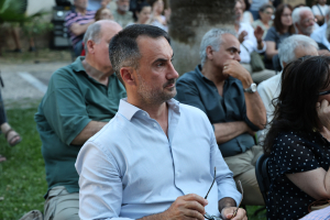 Αλέξης Χαρίτσης: Το παράδειγμα του Μπέρναμ