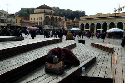 Δύο θερμαινόμενες αίθουσες για τους άστεγους απόψε από το Δήμο Αθηναίων